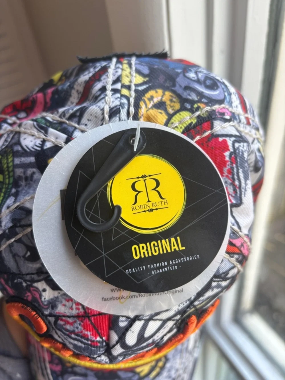 Robin Ruth Canada Graphic Cap New With Tags Streetwear Adjustable Hat - Picture 5 of 7